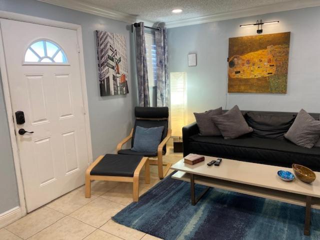 Modern 2/1 Apt Near Midtown And Beaches Miami Exteriér fotografie