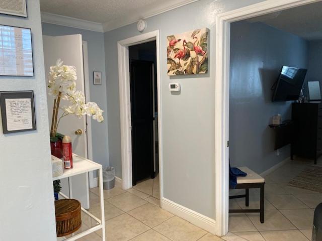 Modern 2/1 Apt Near Midtown And Beaches Miami Exteriér fotografie