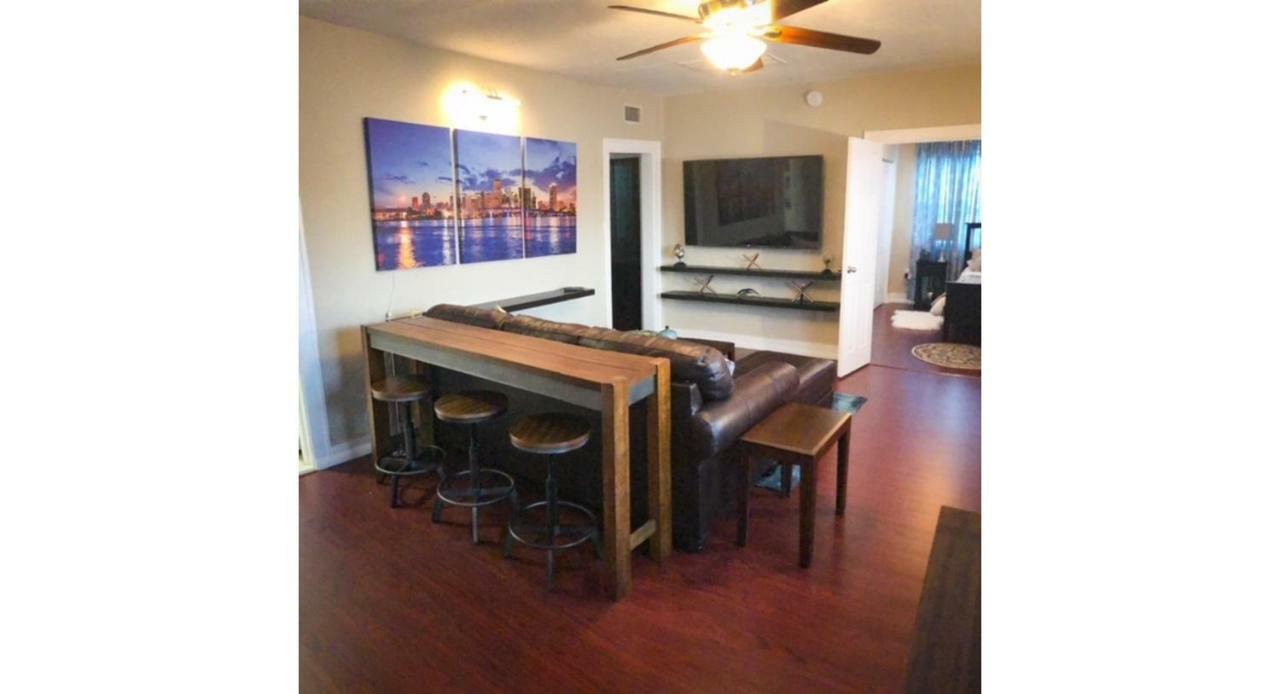 Modern 2/1 Apt Near Midtown And Beaches Miami Exteriér fotografie